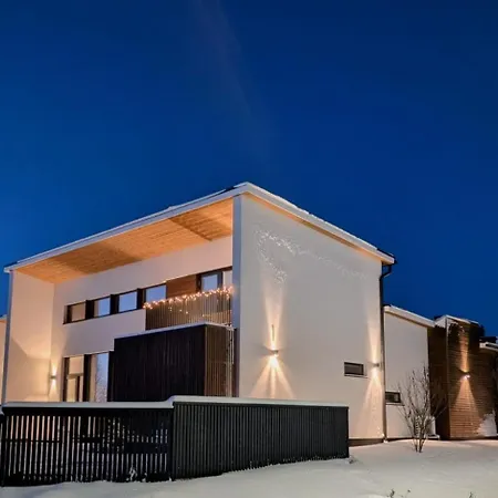 Arctic Horizon House - Panoramic River Views Rovaniemi