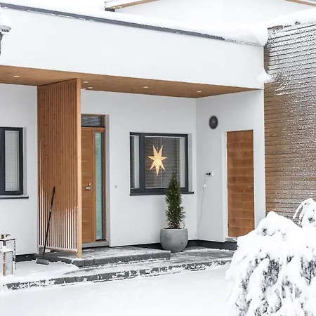 Villa Arctic Horizon House - Panoramic River Views *
